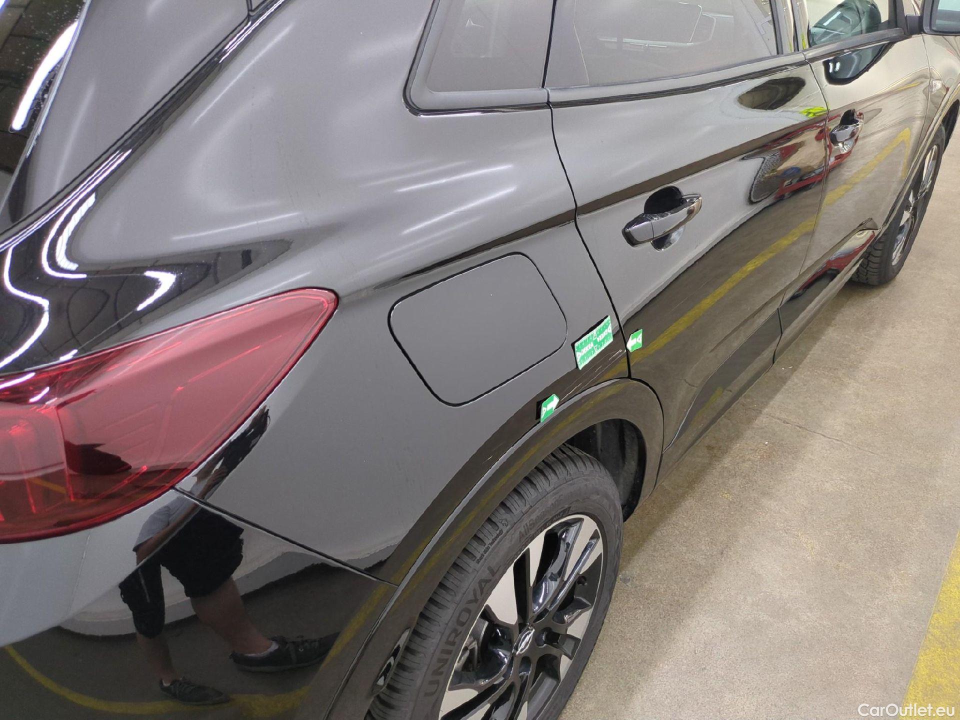  Opel   Grandland X Grandland X Elegance Business 1.5 130CV BVA8 E6d #2