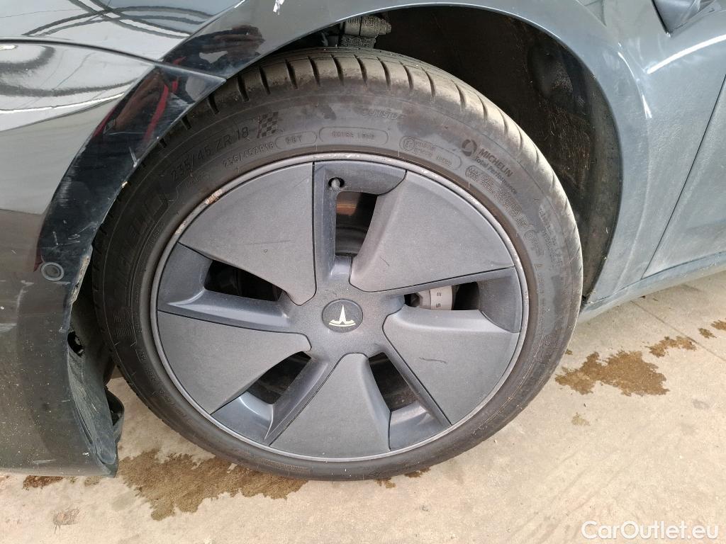  Tesla  Model 3 TESLA  / 2018 / 4P / Berline Propulsion #24