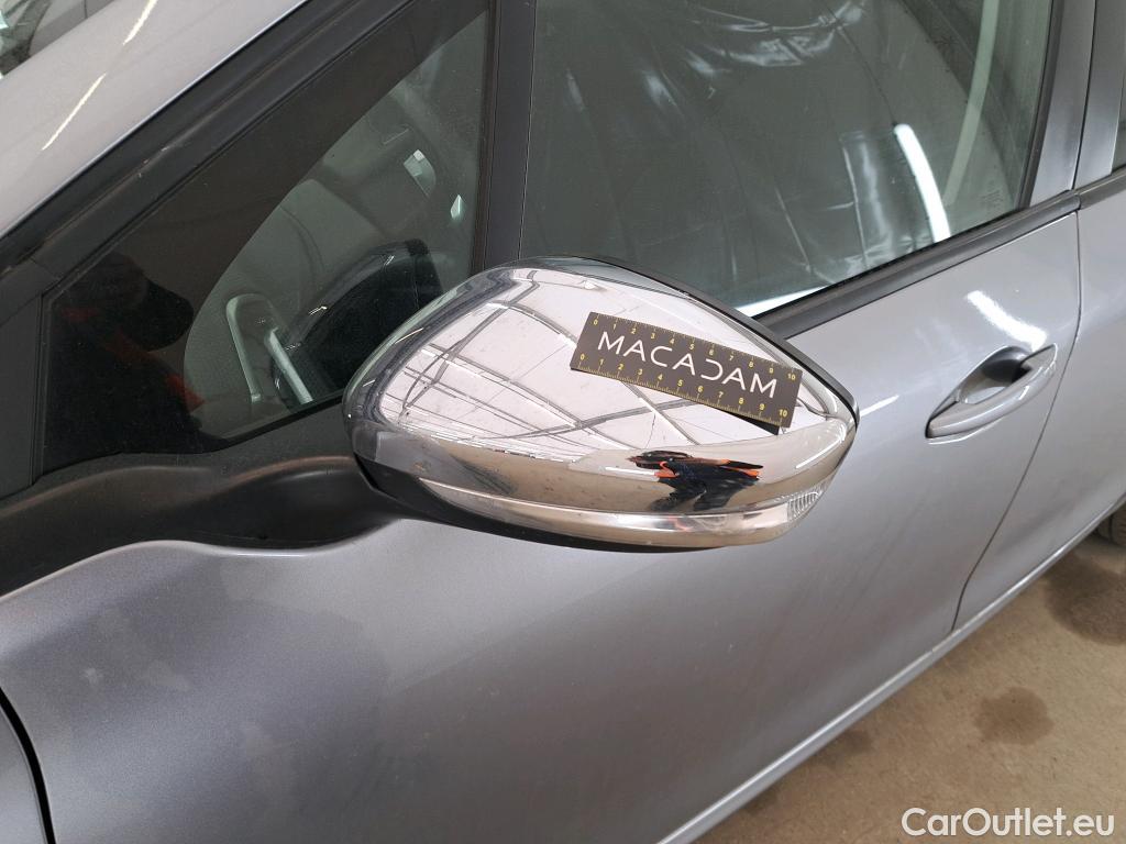  Peugeot  208  Signature 1.2 PureTech 80CV BVM5 E6dT #26