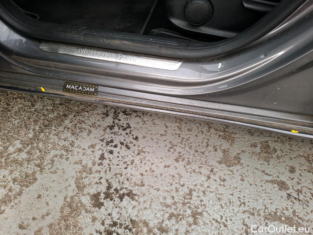 Mercedes  A-Klasse MERCEDES-BENZ Classe A Berline / 2018 / 4P / Berline A 250 e Business Line 8G-DCT #4