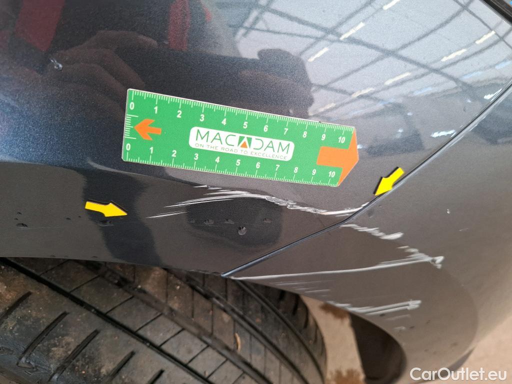  Nissan  Micra NISSAN  / 2016 / 5P / Berline IG-T 92 Enigma(SL) #28