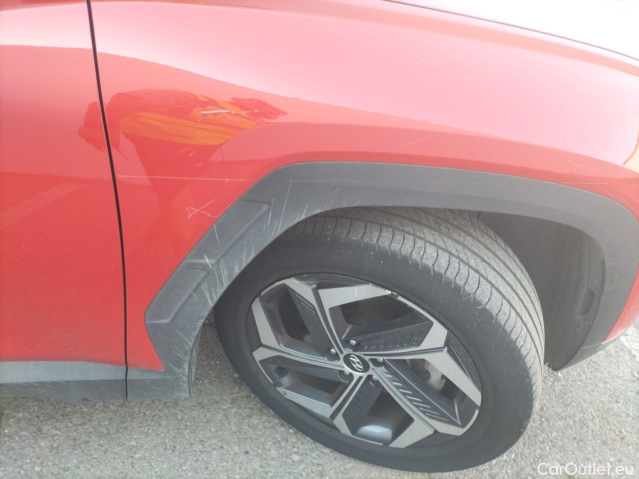  Hyundai  Tucson HYUNDAI  / 2020 / 5P / todoterreno 1.6 TGDI 169kW HEV Tecno Sky Auto #77