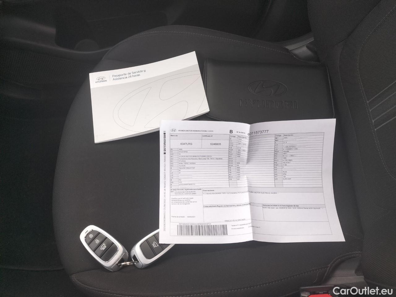  Hyundai  Tucson HYUNDAI  / 2020 / 5P / todoterreno 1.6 TGDI 169kW HEV Tecno Sky Auto #82