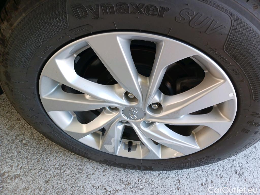  Hyundai  Tucson HYUNDAI  / 2018 / 5P / todoterreno 1.6 CRDI 85kW (116CV) 48V SLE 4X2(SP)(SL) #8