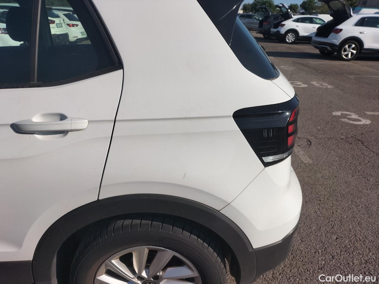  Volkswagen  T-CROSS  Advance 1.0 TSI 110CV AT7 E6d #16