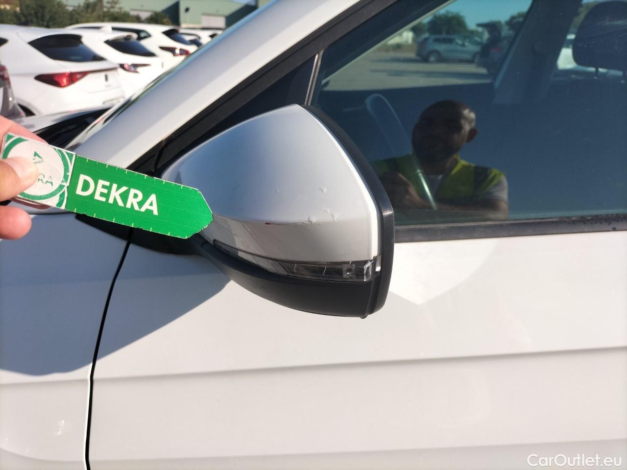  Volkswagen  T-CROSS  Advance 1.0 TSI 110CV AT7 E6d #11