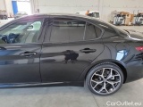  Alfa Romeo  Giulietta ALFA ROMEO GIULIA / 2016 / 4P / BERLINA 2.2 TURBO DIESEL 190CV EXECUTIVE AT8 #47