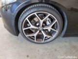  Alfa Romeo  Giulietta ALFA ROMEO GIULIA / 2016 / 4P / BERLINA 2.2 TURBO DIESEL 190CV EXECUTIVE AT8 #54