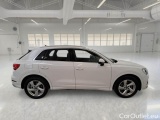  Audi  Q3 AUDI  / 2018 / 5P / SUV 35 TFSI S TRONIC BUSINESS ADVANCED #7