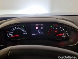  Peugeot  2008 PEUGEOT  / 2019 / 5P / CROSSOVER BLUEHDI 130 EAT8 ALLURE S/S AUT. #4