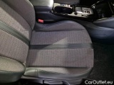  Peugeot  2008 PEUGEOT  / 2019 / 5P / CROSSOVER BLUEHDI 130 EAT8 ALLURE S/S AUT. #14