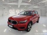  Volvo  XC 40 VOLVO XC40 / 2017 / 5P / SUV T2 AUTOMATICO MOMENTUM PRO 