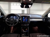  Volvo  XC 40 VOLVO XC40 / 2017 / 5P / SUV T2 AUTOMATICO MOMENTUM PRO #3