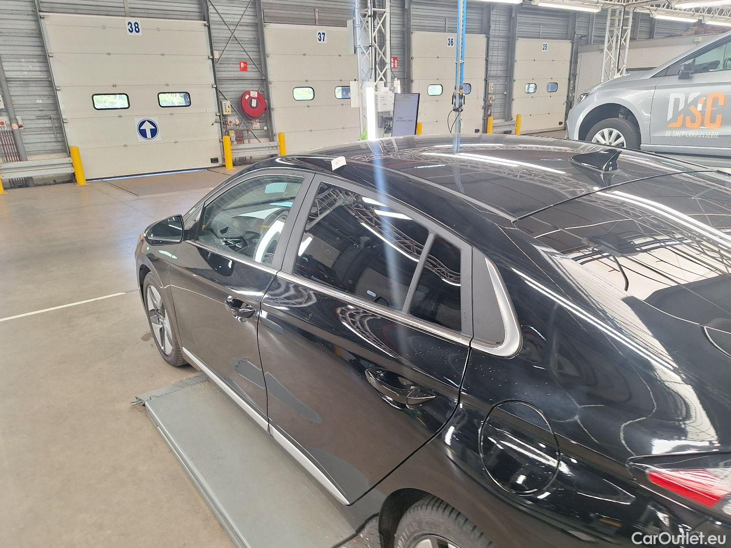  Hyundai   Ioniq Hyundai, FL'19, Hyundai 1.6 GDi ISG DCT Hybride Feel 5d #24