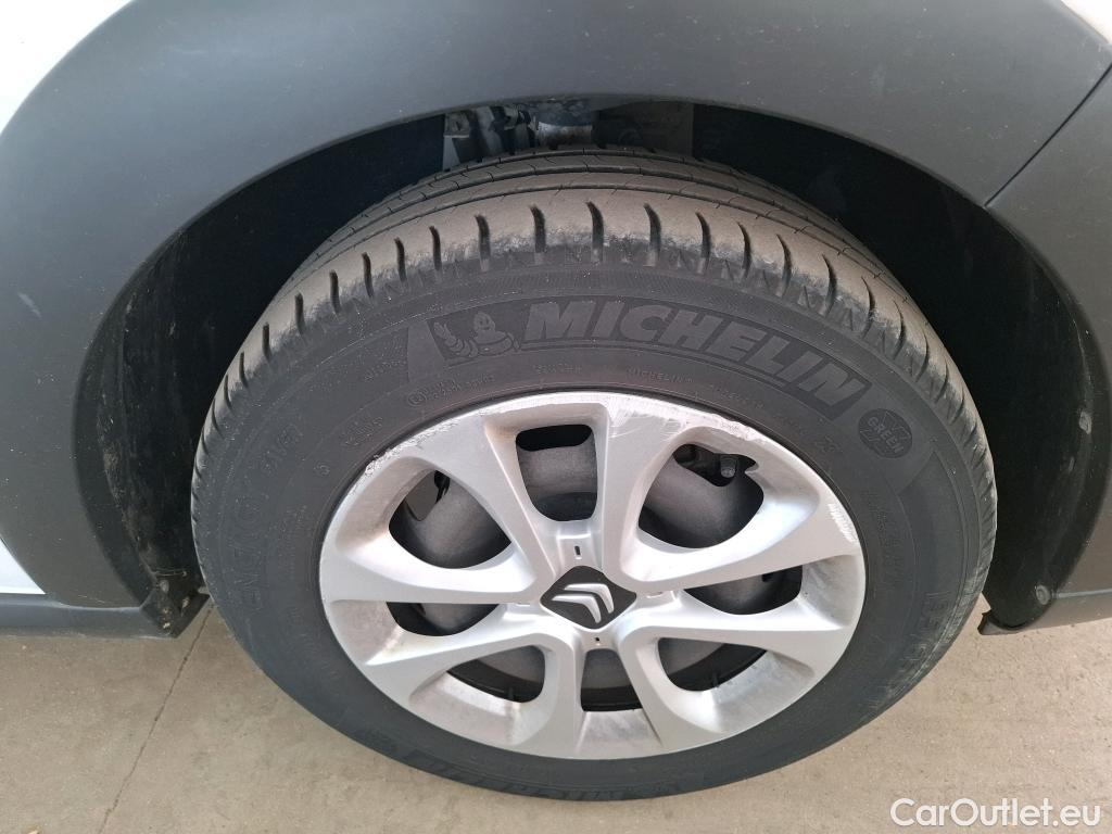  Citroen  C3 CITROEN  / 2016 / 5P / Berline &PureTech 82 BVM Feel Business #1