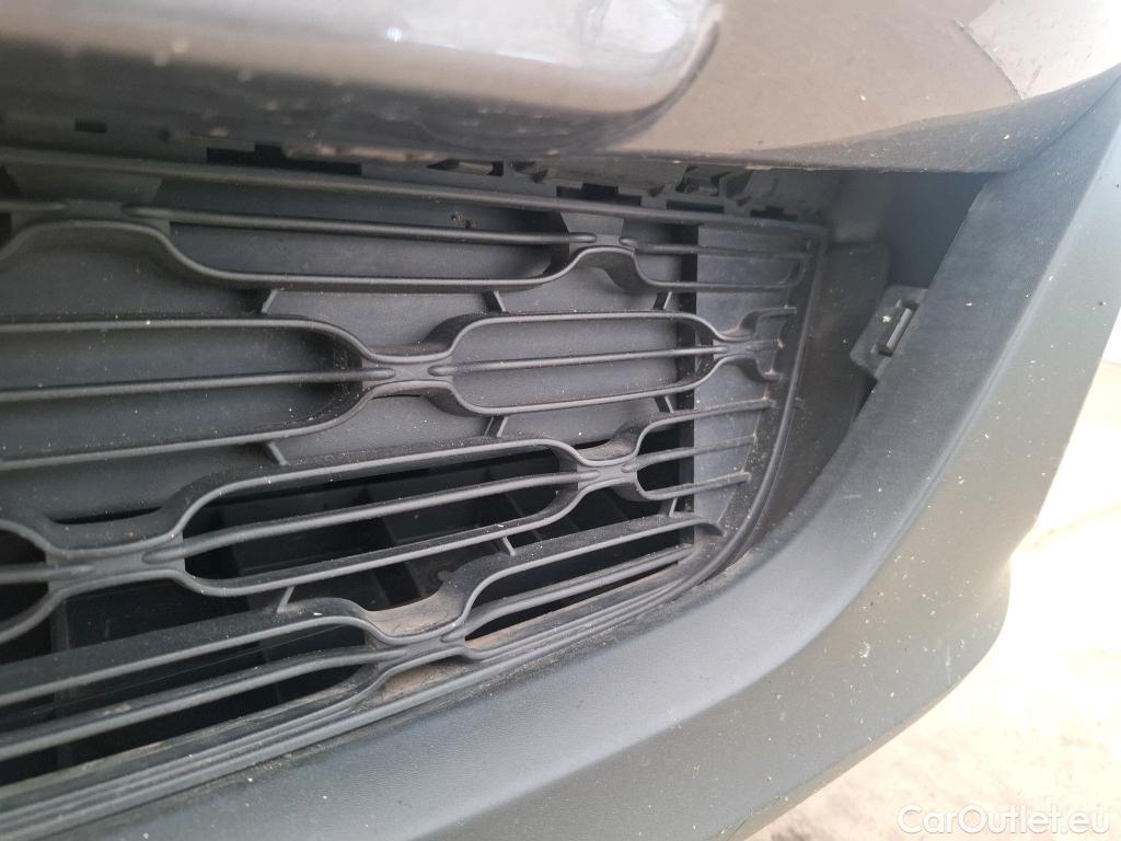  Citroen  C3  Shine Business 1.2 PureTech 110CV BVM6 E6d #38