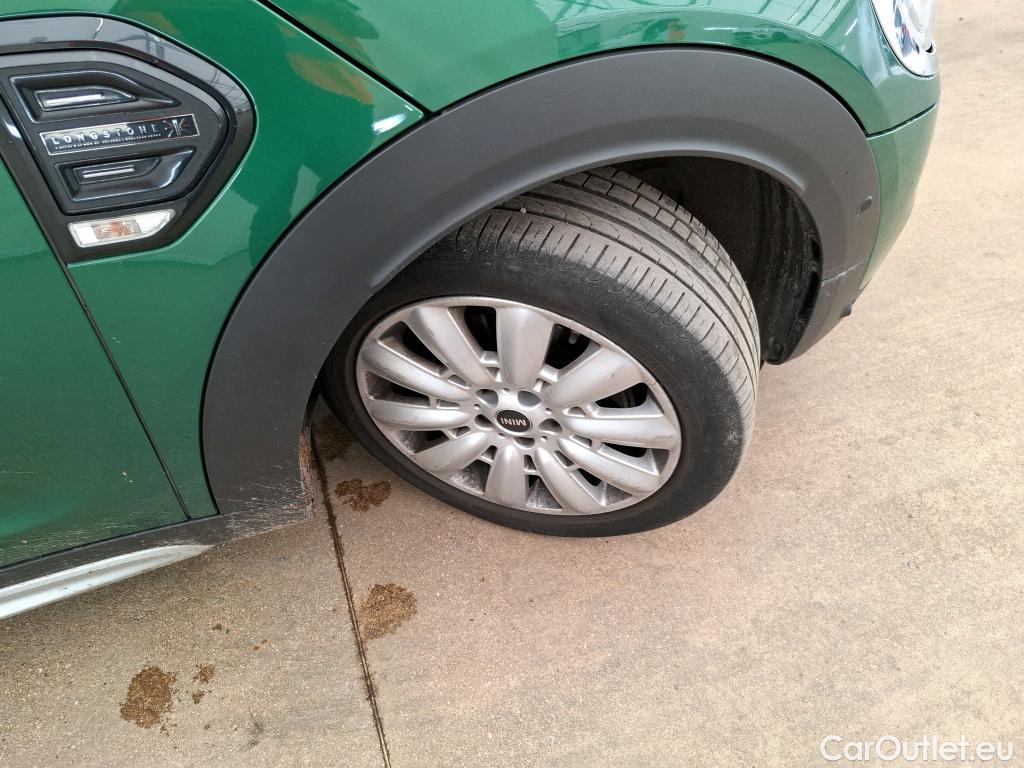  Mini  Countryman MINI  / 2016 / 5P / Crossover Cooper Edition Longstone 136 ch BVA7 #3