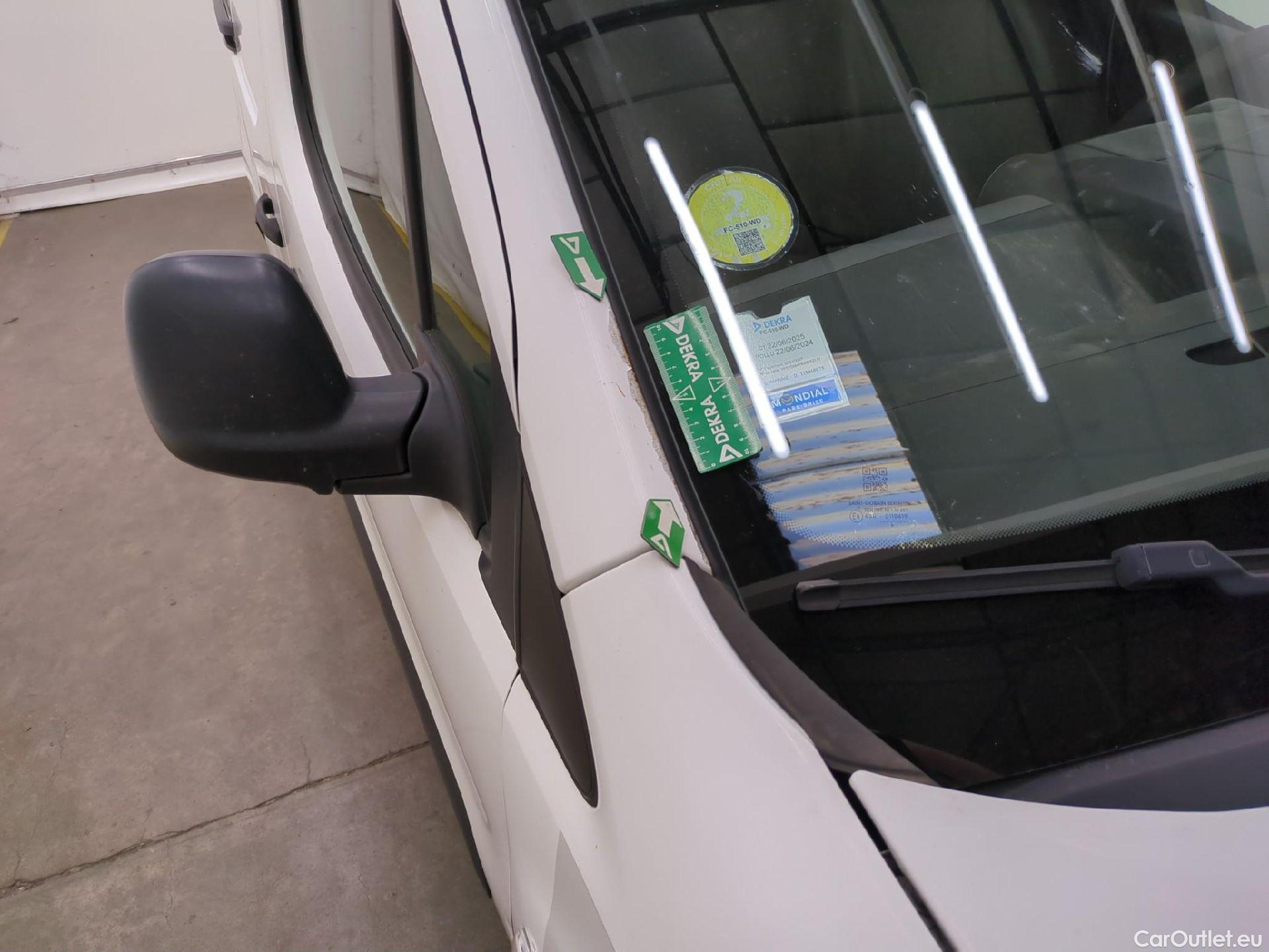  Citroen  Berlingo  Fourgon Club L1 (Court) 1.6 BlueHDi 100CV BVM5 E6 #65