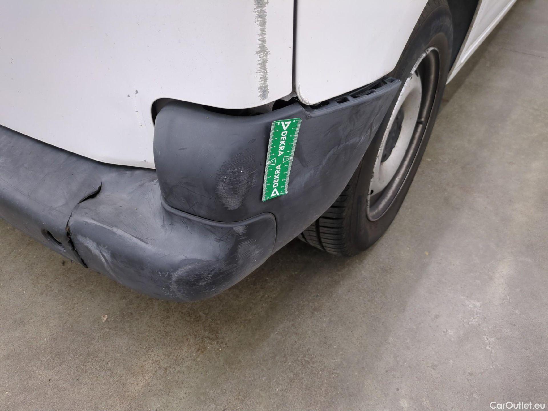  Citroen  Berlingo  Fourgon Club L1 (Court) 1.6 BlueHDi 100CV BVM5 E6 #61