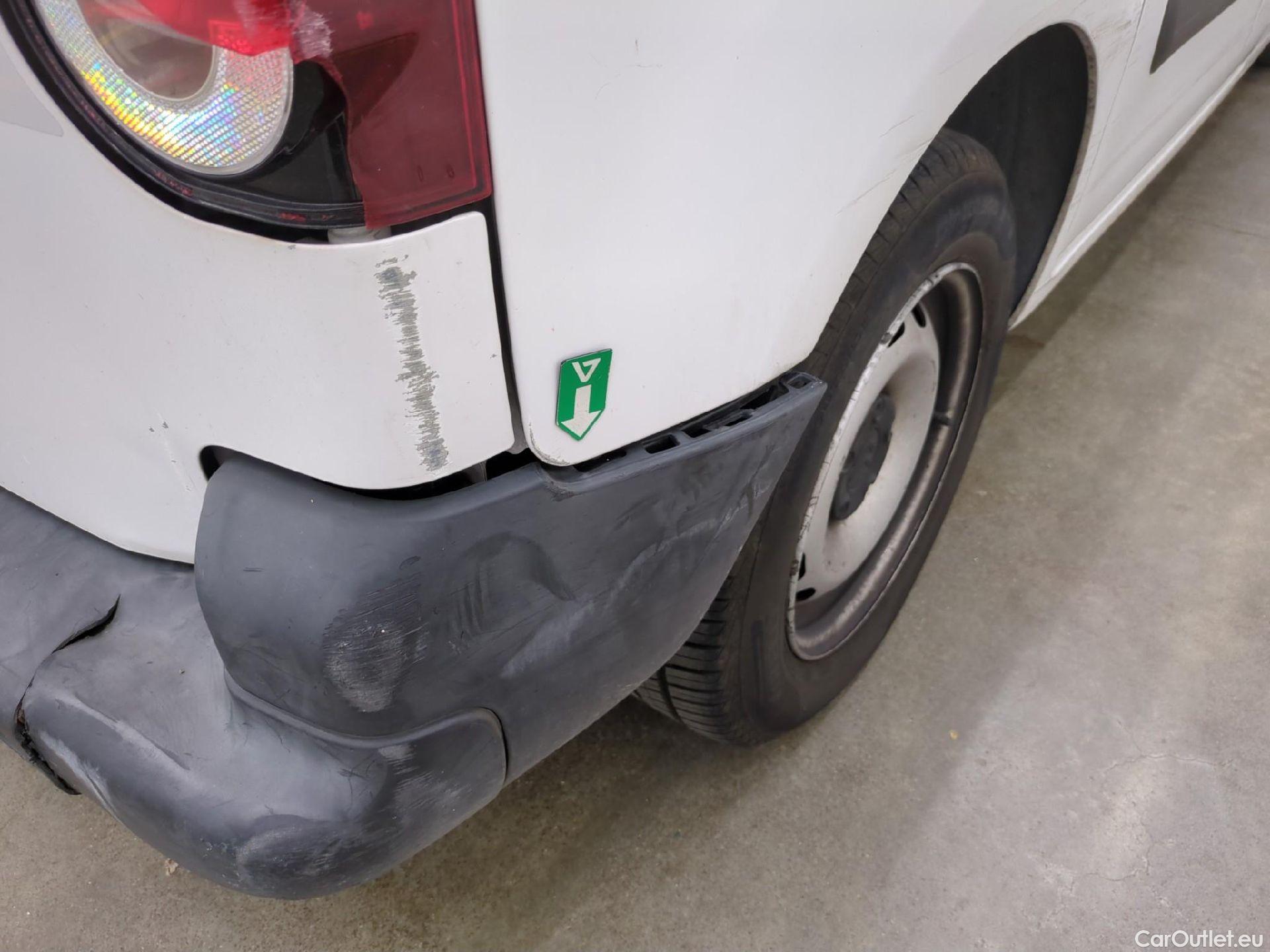  Citroen  Berlingo  Fourgon Club L1 (Court) 1.6 BlueHDi 100CV BVM5 E6 #63