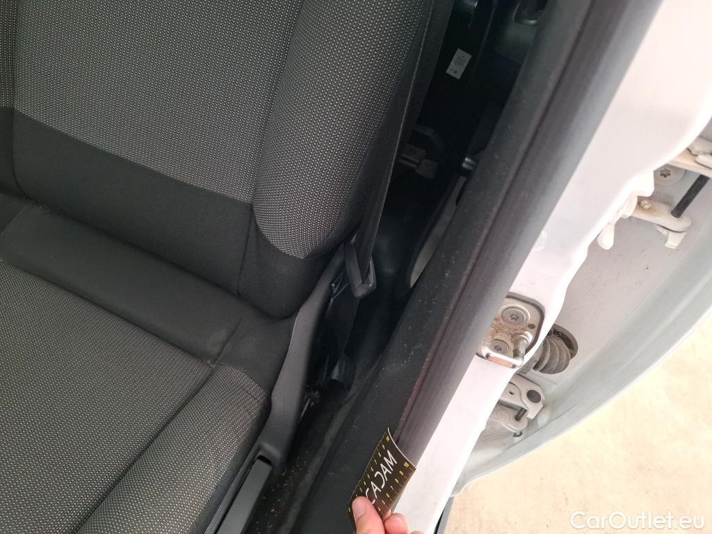  Citroen  C3  Société Feel 1.5 BlueHDI 100CV BVM6 E6d #10
