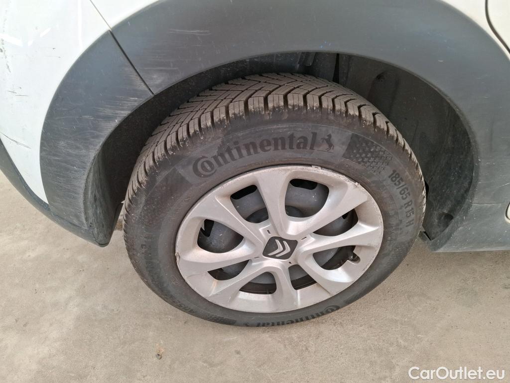  Citroen  C3  Société Feel 1.5 BlueHDI 100CV BVM6 E6d #19