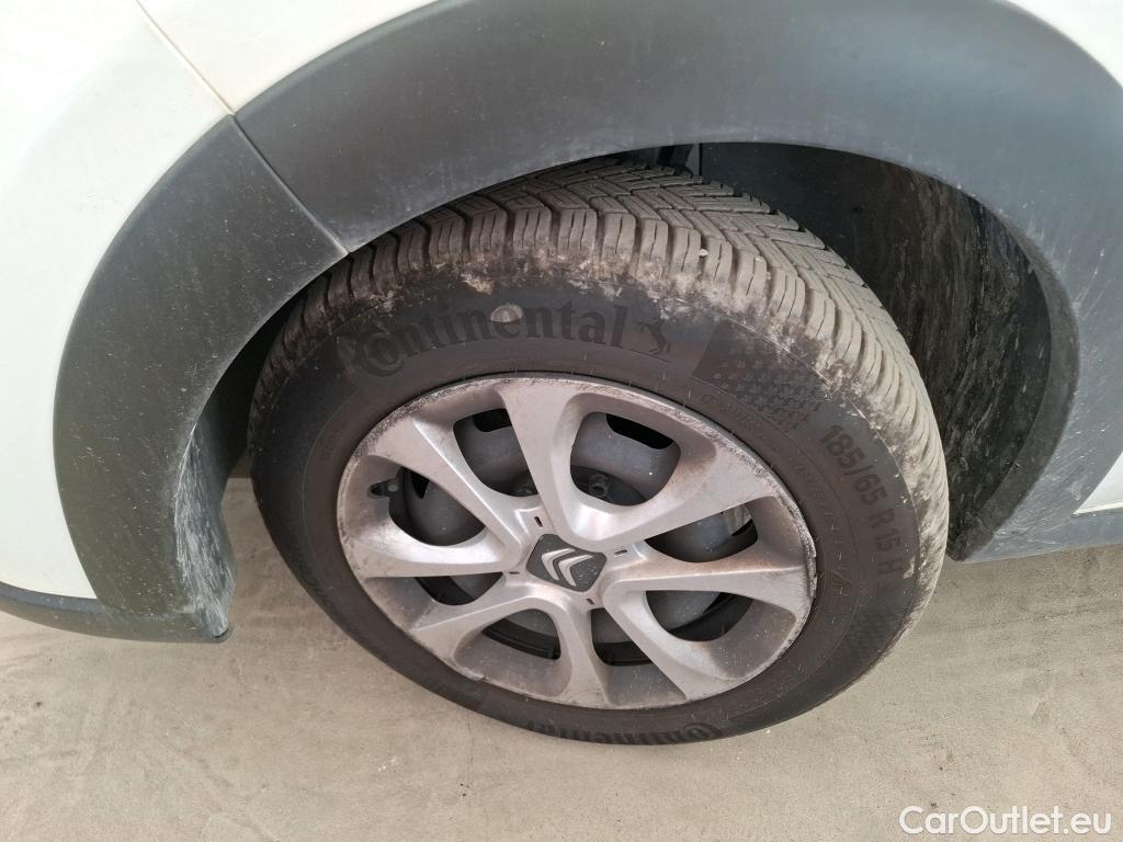  Citroen  C3  Société Feel 1.5 BlueHDI 100CV BVM6 E6d #16