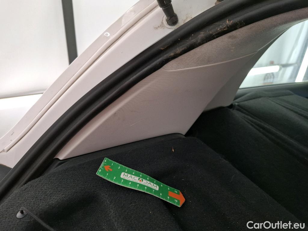  Citroen  C3  Société Feel Nav 1.2 PureTech 80CV BVM5 E6d #13