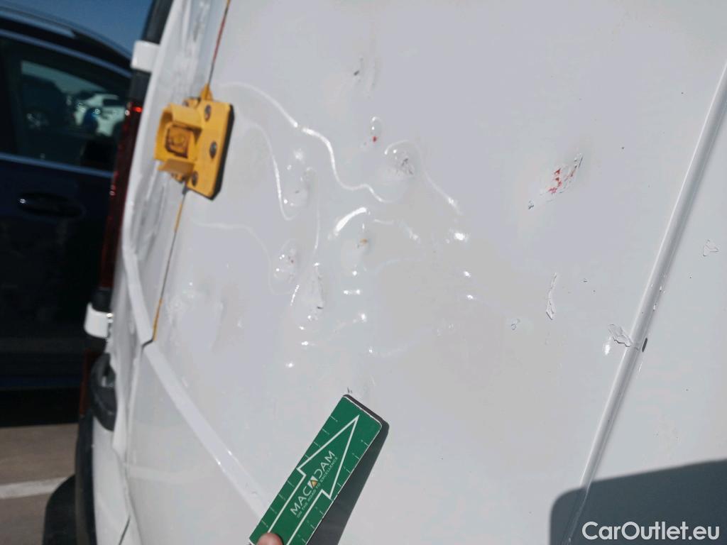  Land Rover  Discovery RENAULT Trafic / 2021 / 4P / furgón Furgón L1H1 Blue dCi 96 Kw (130 CV) #16