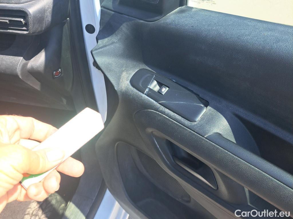  Citroen  Berlingo  Combi Live M 1.5 BlueHDi 100CV MT5 E6dT #19