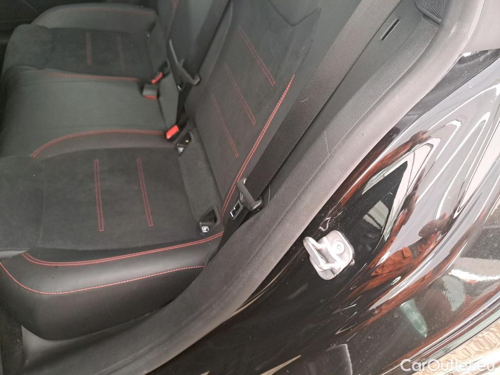  Mercedes  CLA-Klasse MERCEDES-BENZ CLA Coupe / 2019 / 4P / Coupé CLA 200 d AMG Line BA8 #6