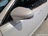  Lexus  CT LEXUS  / 2017 / 5P / BERLINA 200H BUSINESS #73