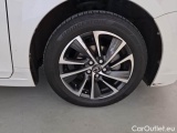  Lexus  CT LEXUS  / 2017 / 5P / BERLINA 200H BUSINESS #77