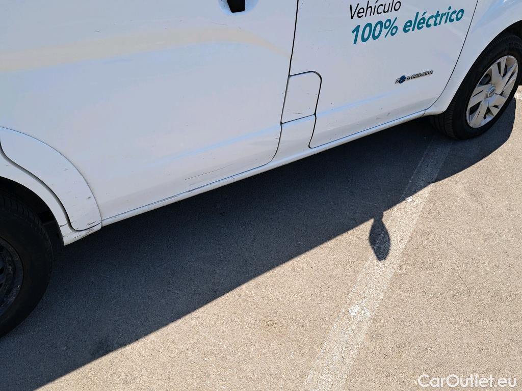  Nissan  NV200 NISSAN e- / 2009 / 4P / furgón Furgón 4p 40 kWh PROFESIONAL #35