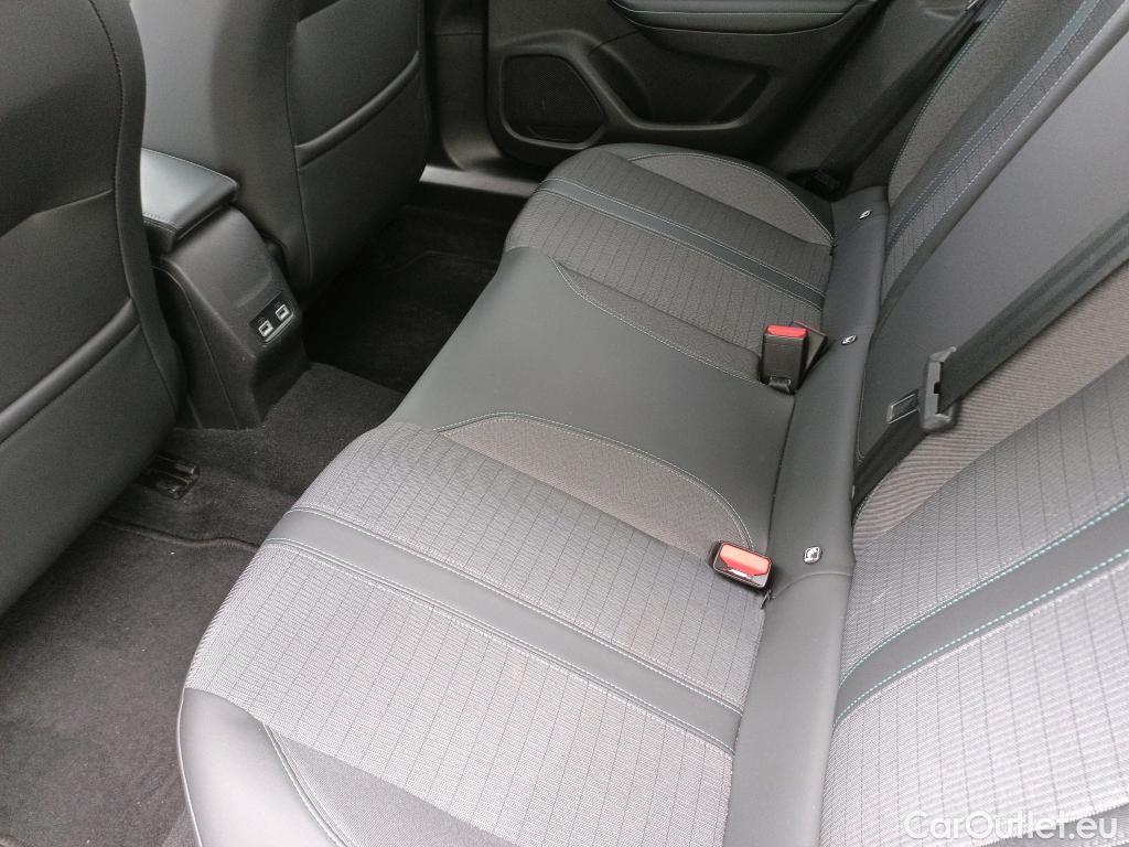  Peugeot  2008  Allure Pack 1.5 HDi 110CV MT6 E6d #4