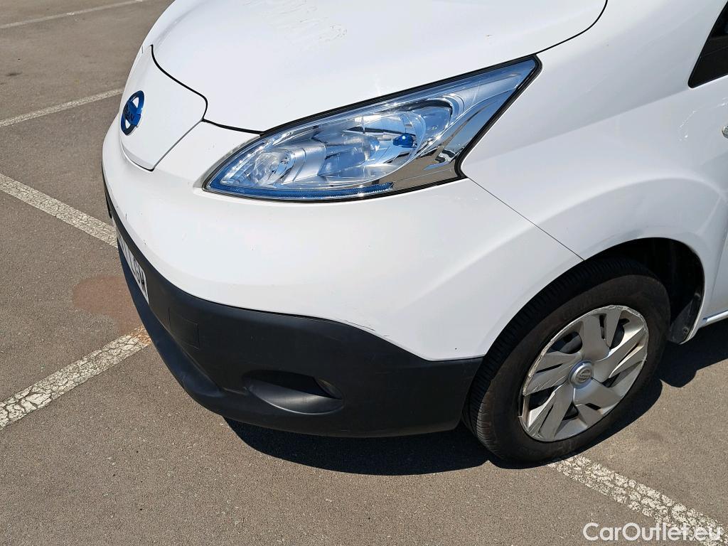  Nissan  NV200 NISSAN e- / 2009 / 4P / furgón Furgón 4p 40 kWh PROFESIONAL #19