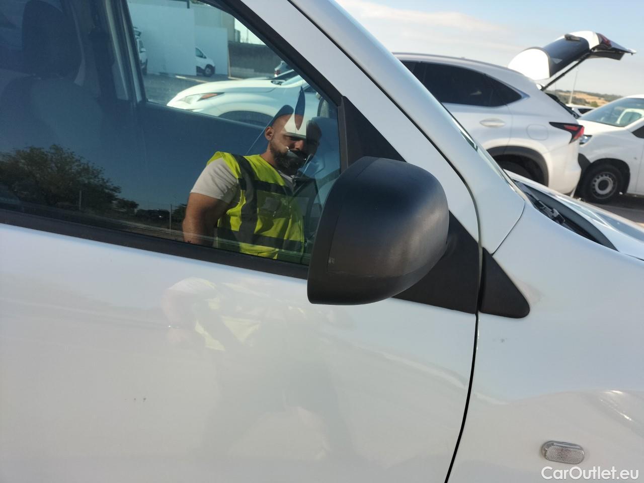  Dacia  Dokker  Essential 1.6 SCe 100CV MT5 E6 #68