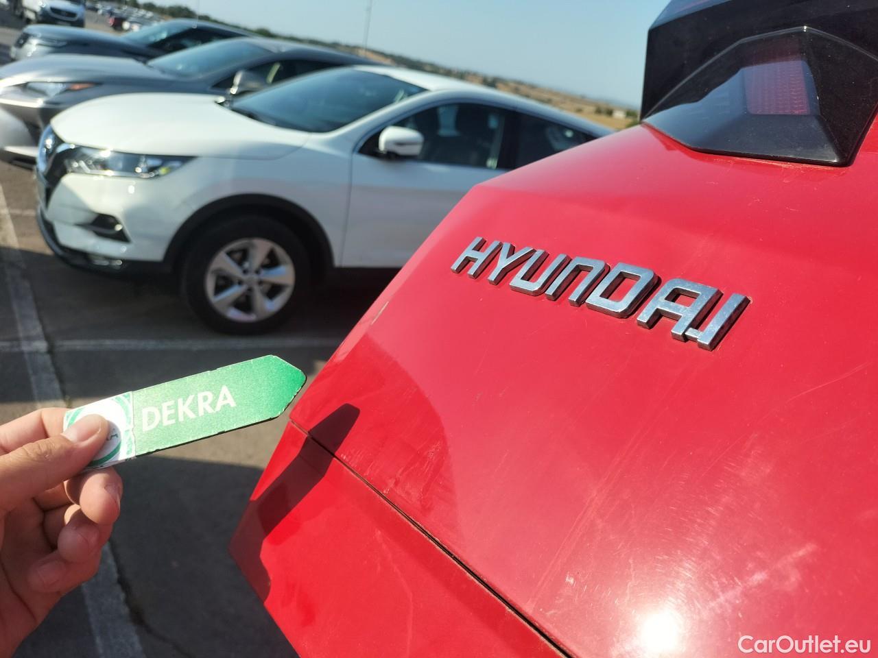  Land Rover  Discovery HYUNDAI Tucson / 2020 / 5P / todoterreno 1.6 CRDI 100kW (136CV) 48V Tecno DCT 2C #31