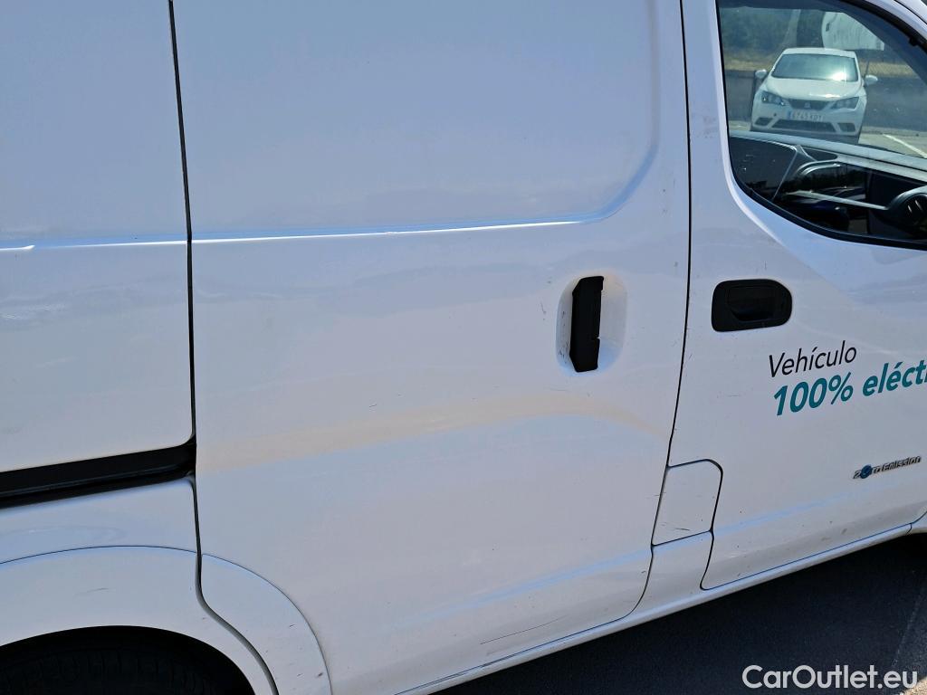  Nissan  NV200 NISSAN e- / 2009 / 4P / furgón Furgón 4p 40 kWh PROFESIONAL #17