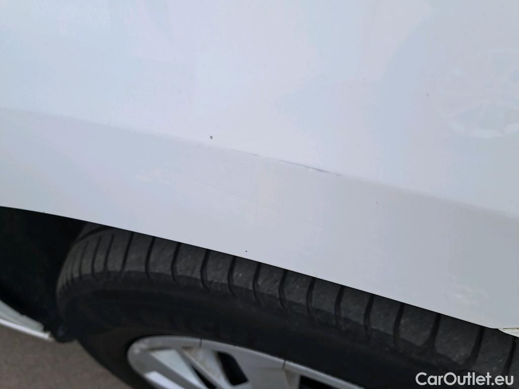  Opel  Combo OPEL  Life / 2018 / 4P / monovolumen compacto 1.5 TD 75kW (100CV) S/S Expression L #23
