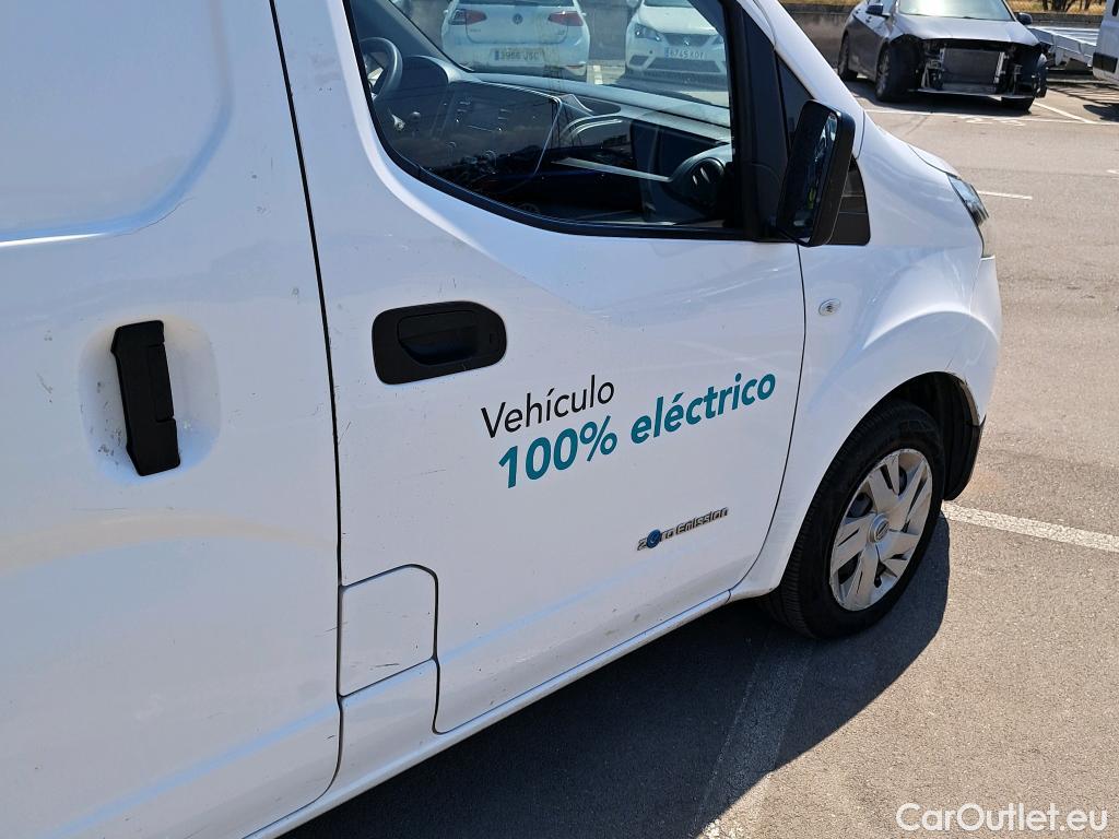  Nissan  NV200 NISSAN e- / 2009 / 4P / furgón Furgón 4p 40 kWh PROFESIONAL #27