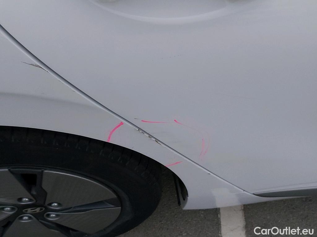  Hyundai   Ioniq HYUNDAI / 2019 / 5P / berlina con portón 1.6 GDI HEV Klass DCT #1