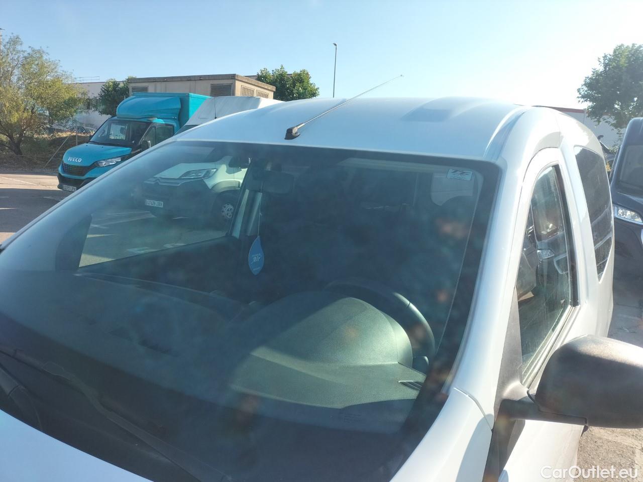  Dacia  Dokker  Essential 1.6 SCe 100CV MT5 E6 #5