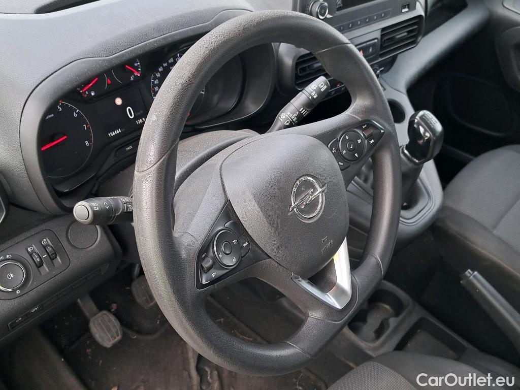  Opel  Combo OPEL  Life / 2018 / 4P / monovolumen compacto 1.5 TD 75kW (100CV) S/S Expression L #30