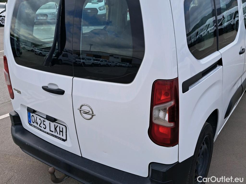  Opel  Combo OPEL  Life / 2018 / 4P / monovolumen compacto 1.5 TD 75kW (100CV) S/S Expression L #36
