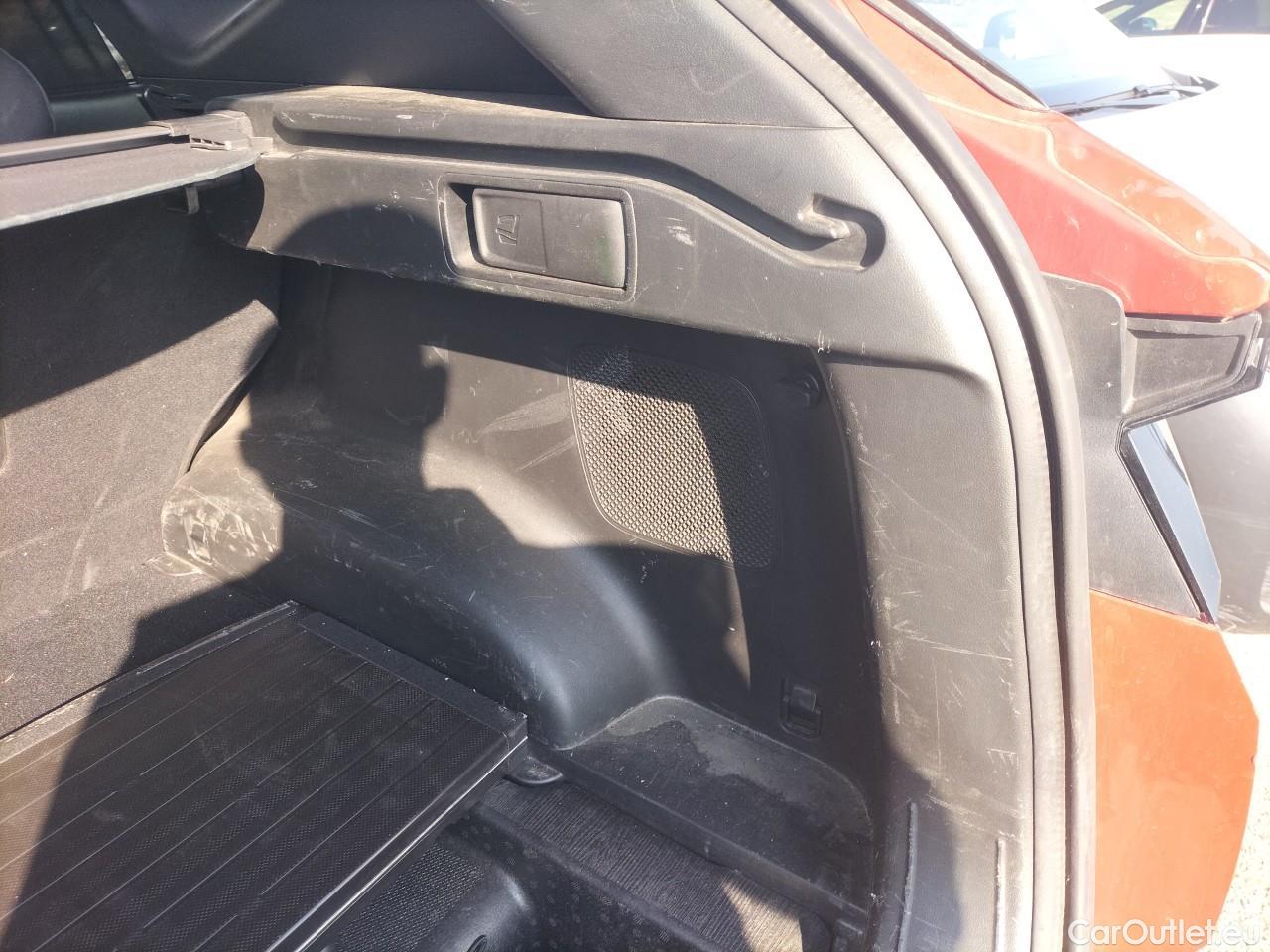 Land Rover  Discovery HYUNDAI Tucson / 2020 / 5P / todoterreno 1.6 CRDI 100kW (136CV) 48V Tecno DCT 2C #43