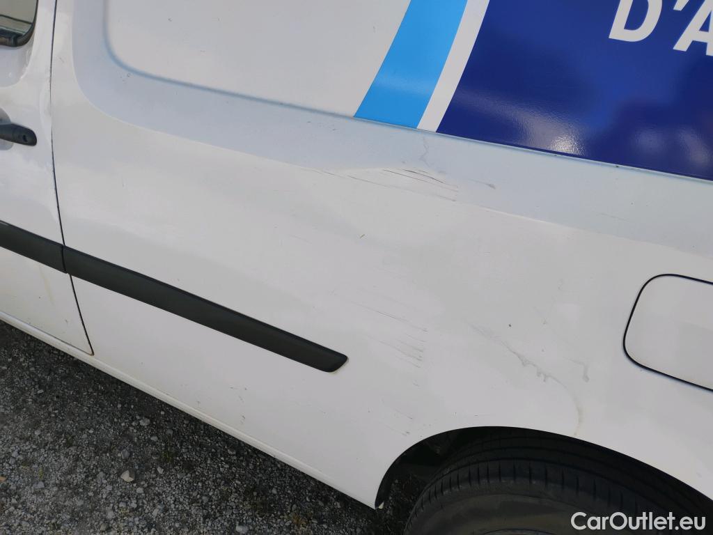  Renault  Kangoo  II Furgón Professional 1.5 dCi 90CV MT5 E5 #18