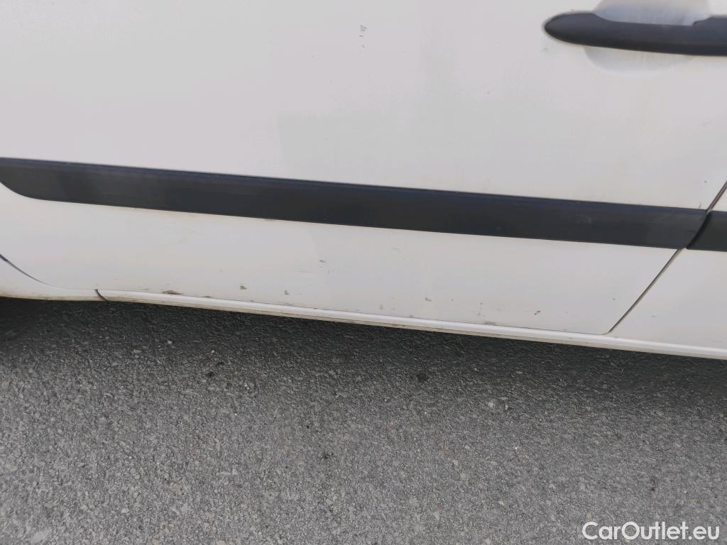  Renault  Kangoo  II Furgón Professional 1.5 dCi 90CV MT5 E6 #12