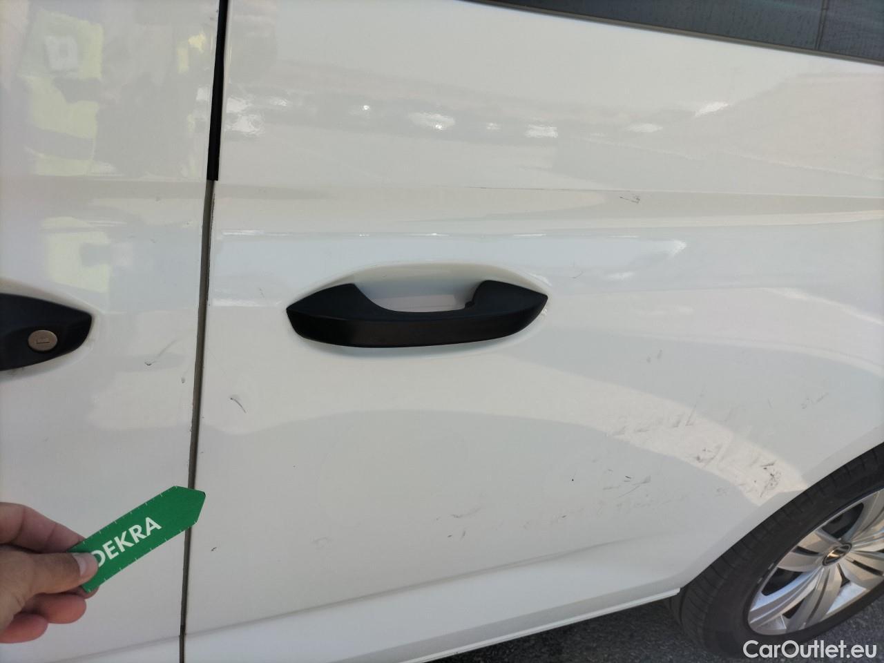  Land Rover  Discovery VOLKSWAGEN Caddy / 2020 / 4P / monovolumen Kombi 2.0 TDI 75kW (102CV) turismo #21