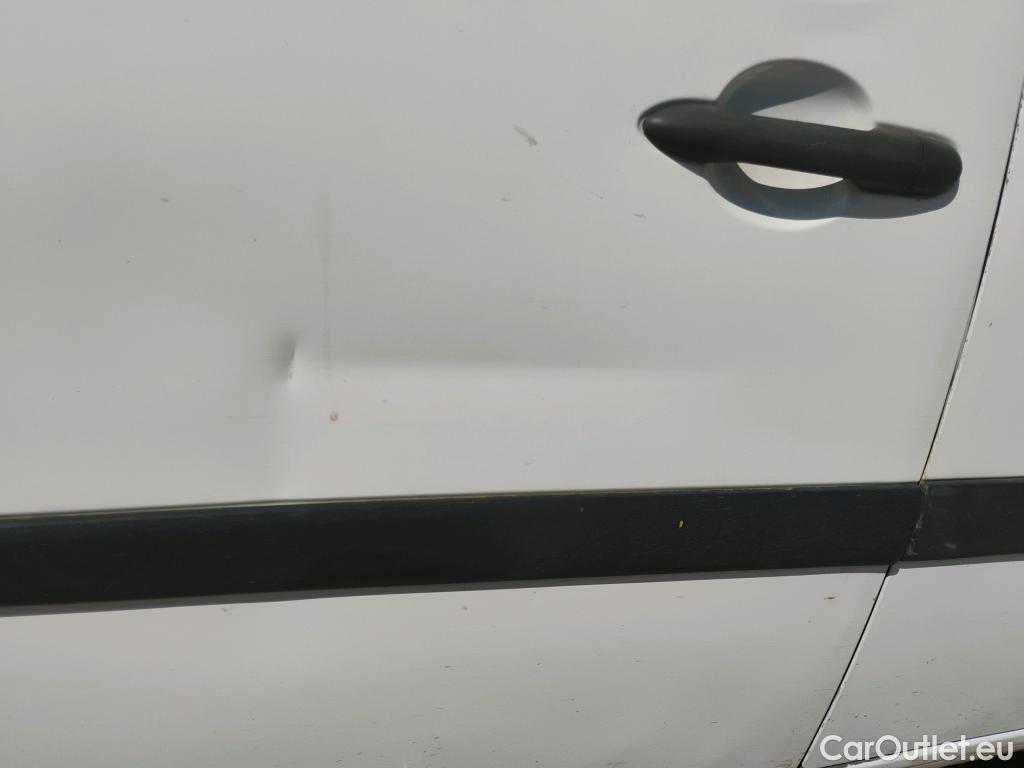  Renault  Kangoo  II Furgón Professional 1.5 dCi 90CV MT5 E5 #33
